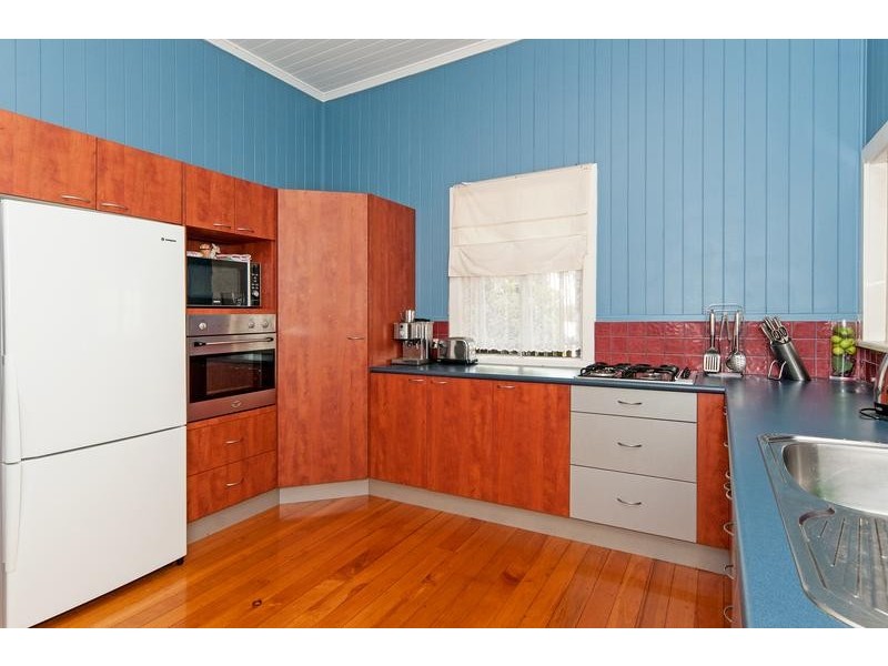 22 Hamilton Street, Booval QLD 4304