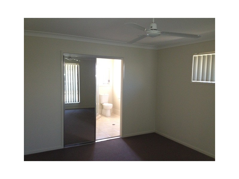46 Nixon Drive, North Booval QLD 4304