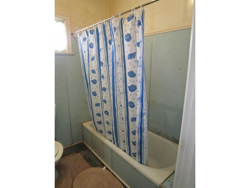 203 Cascade Street, Raceview QLD 4305