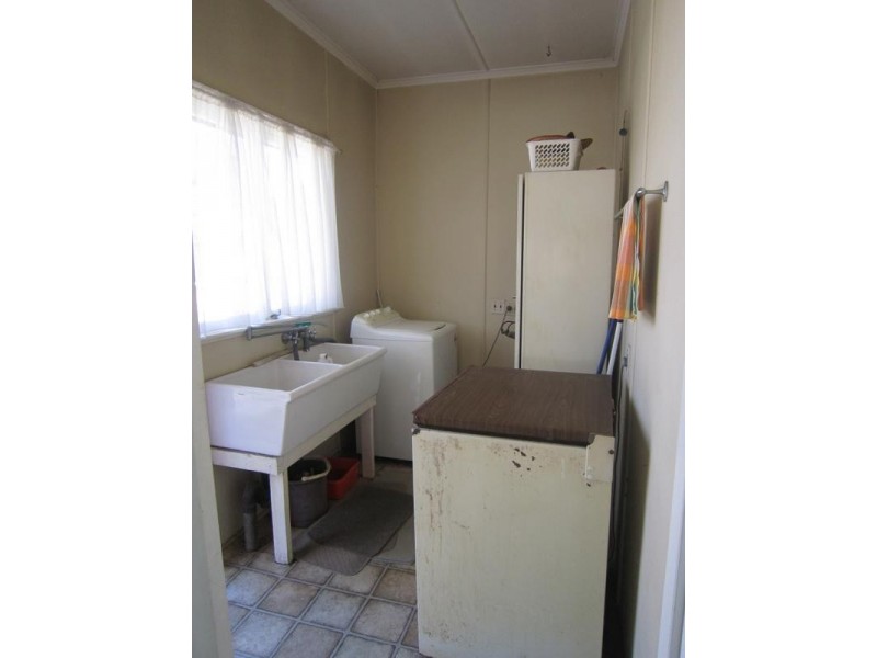 203 Cascade Street, Raceview QLD 4305