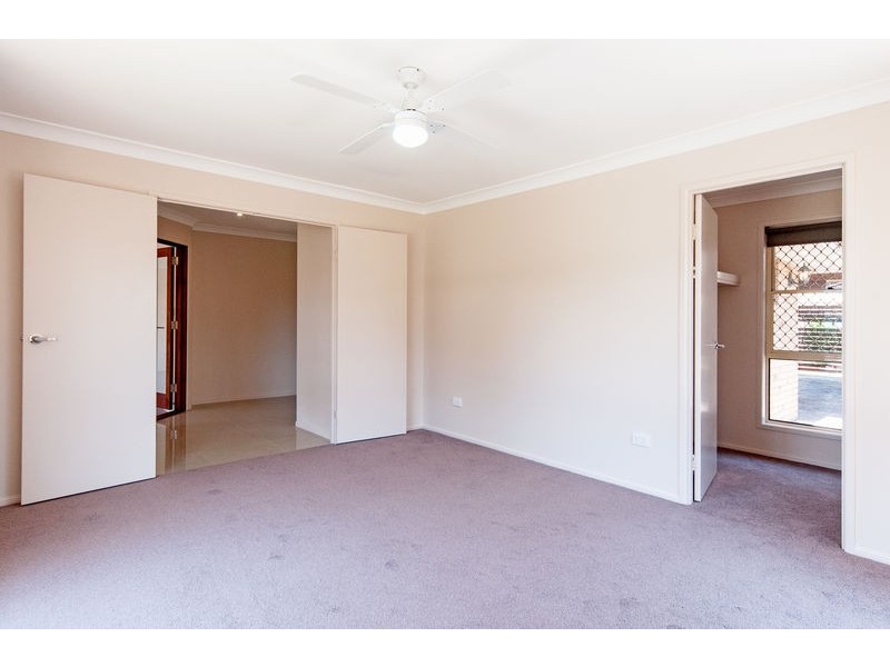 17 Kelso Close, Yamanto QLD 4305