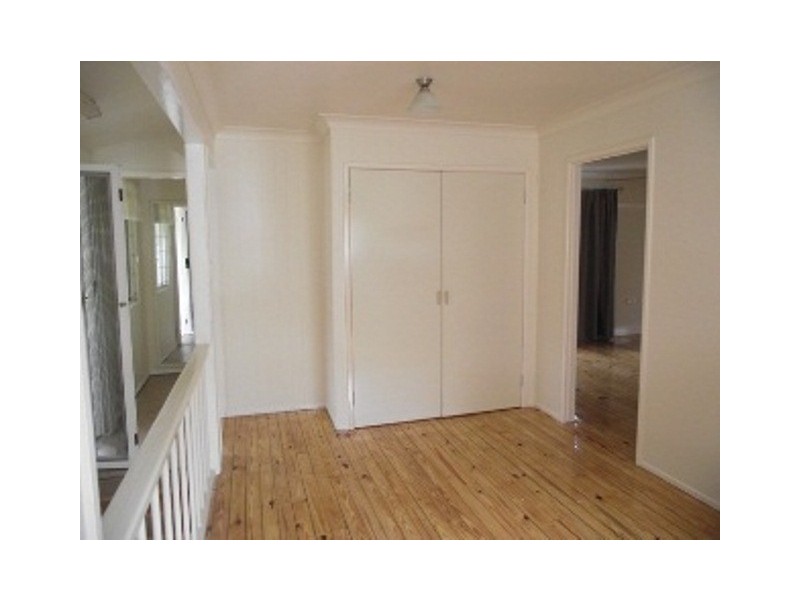 19 Macgregor Street, Woodend QLD 4305