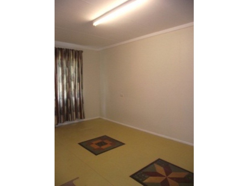 19 Macgregor Street, Woodend QLD 4305