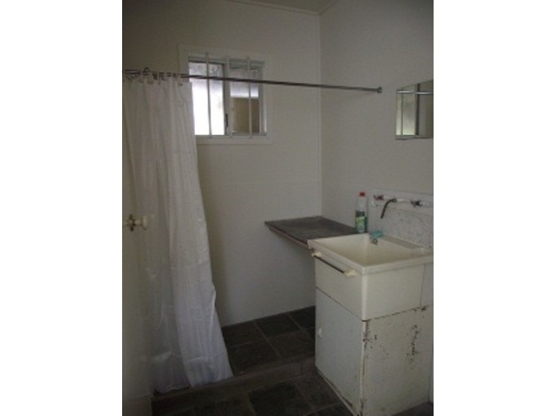 19 Macgregor Street, Woodend QLD 4305