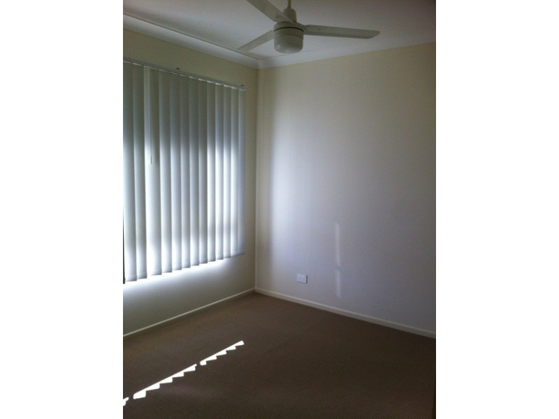 12 Iris Court, Yamanto QLD 4305