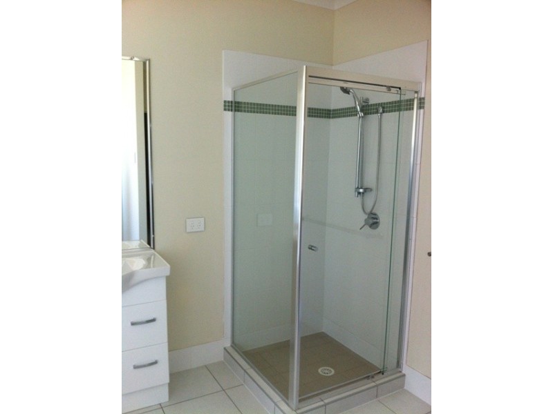 12 Iris Court, Yamanto QLD 4305