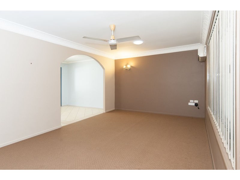 22 McKenzie Street, Bundamba QLD 4304