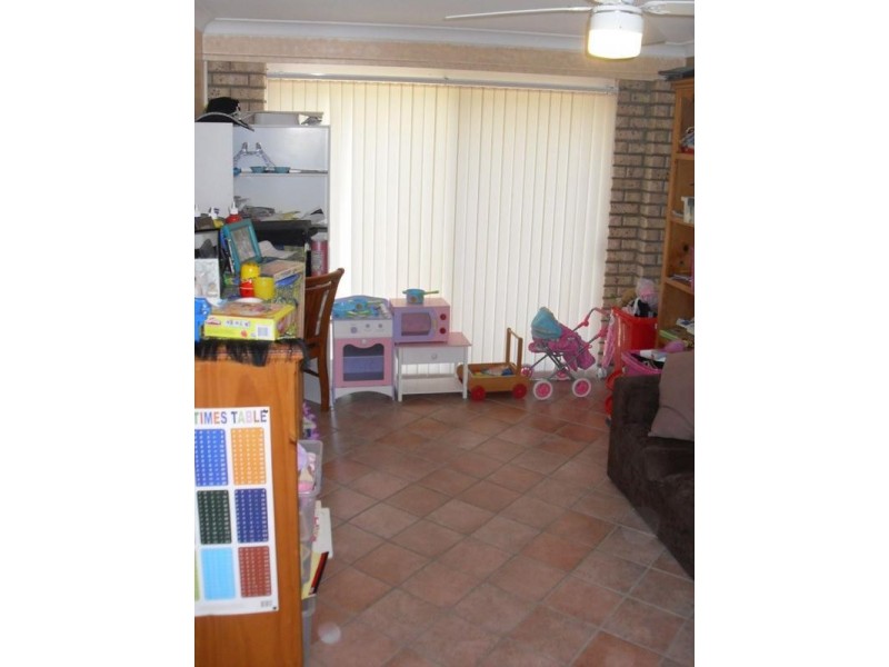 5 Sheppey Place, Yamanto QLD 4305