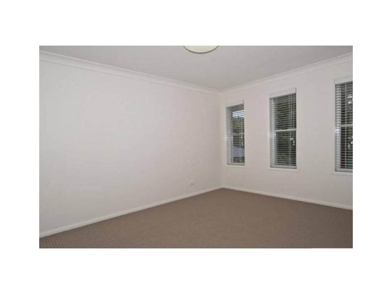 1/27A Ash Street, Yamanto QLD 4305