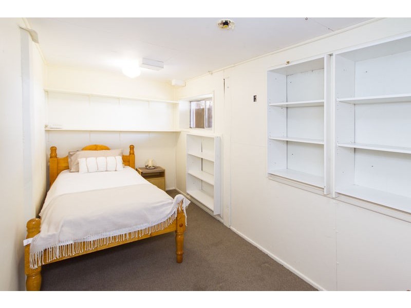 36 Grange Road, Eastern Heights QLD 4305