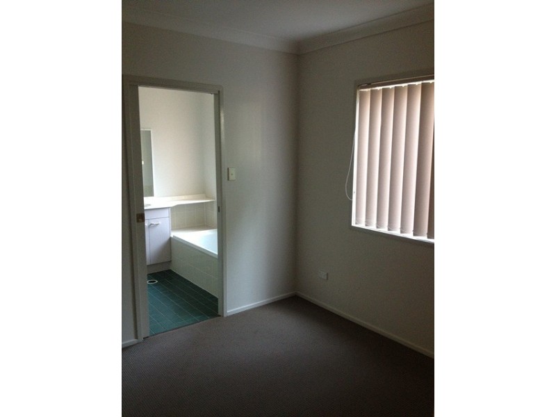 1/247 South Station Road, Raceview QLD 4305