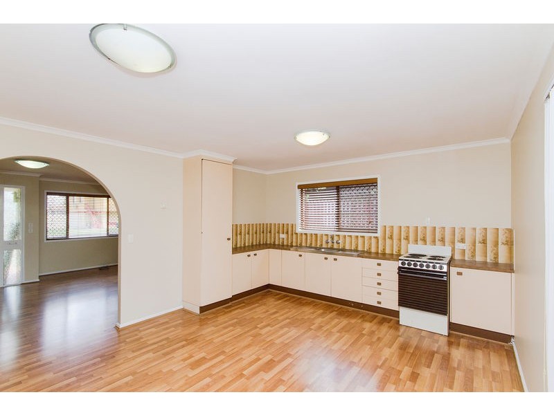 32 Rapur Street, Raceview QLD 4305