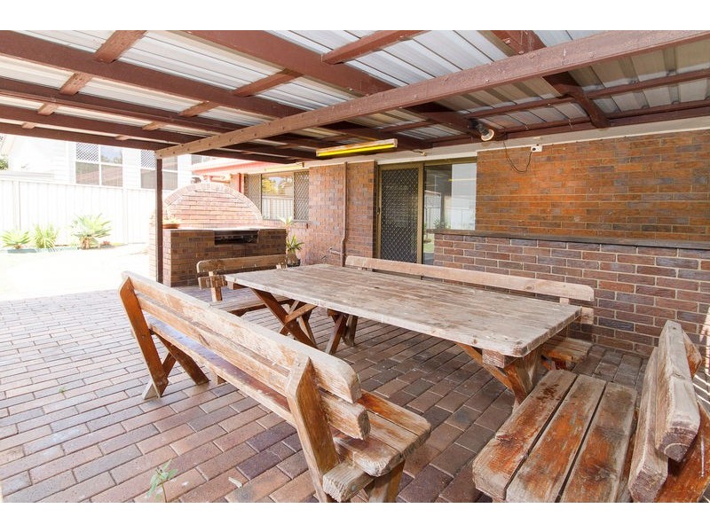 32 Rapur Street, Raceview QLD 4305