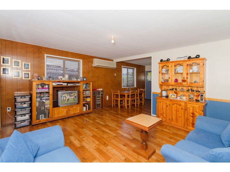 8 Rapur Street, Raceview QLD 4305