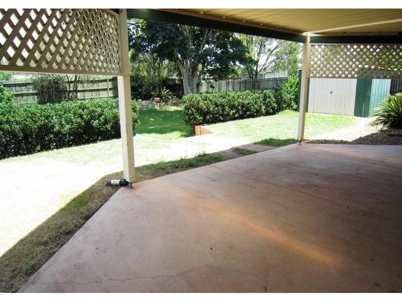 114 Equestrian Drive, Yamanto QLD 4305