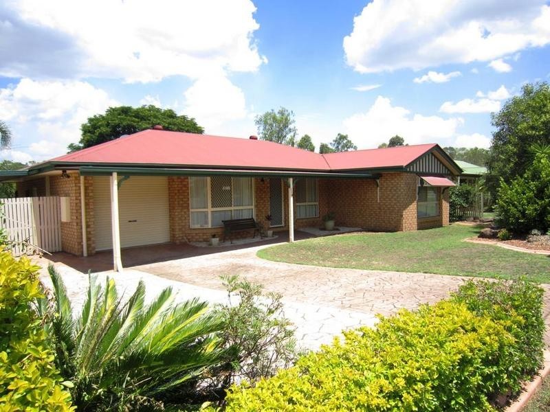 114 Equestrian Drive, Yamanto QLD 4305
