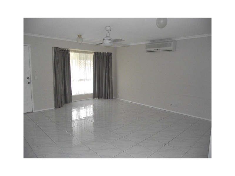 114 Equestrian Drive, Yamanto QLD 4305