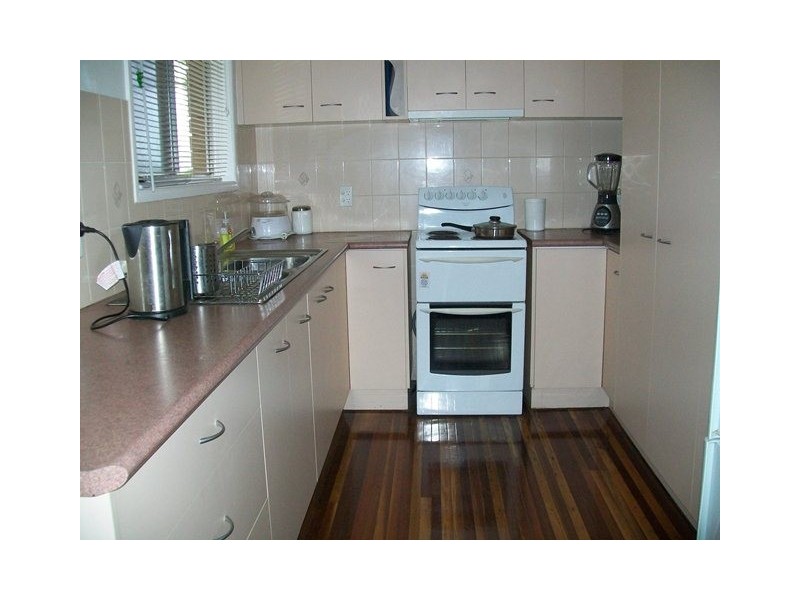 67 Barclay Street, Bundamba QLD 4304