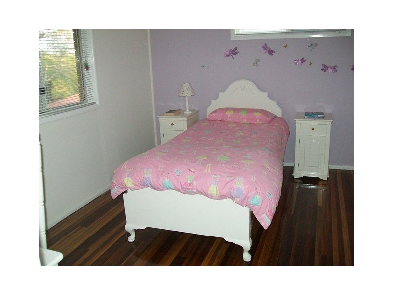 67 Barclay Street, Bundamba QLD 4304