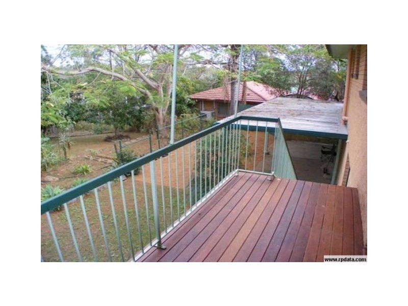 67 Barclay Street, Bundamba QLD 4304