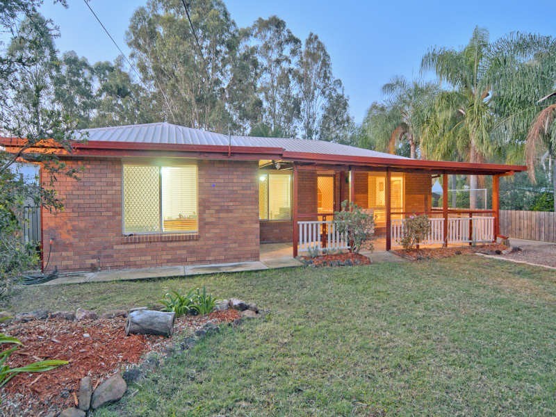 33 Ash Street, Yamanto QLD 4305