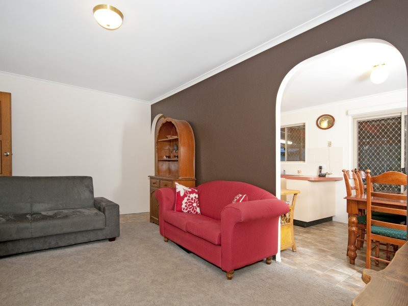33 Ash Street, Yamanto QLD 4305