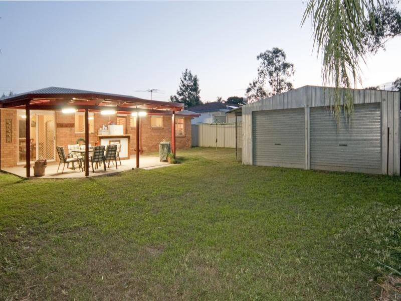 33 Ash Street, Yamanto QLD 4305