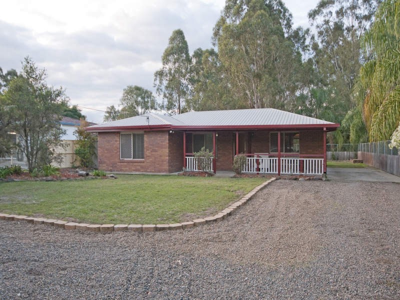 33 Ash Street, Yamanto QLD 4305