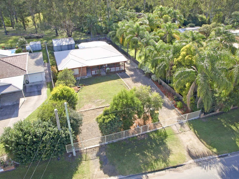 33 Ash Street, Yamanto QLD 4305