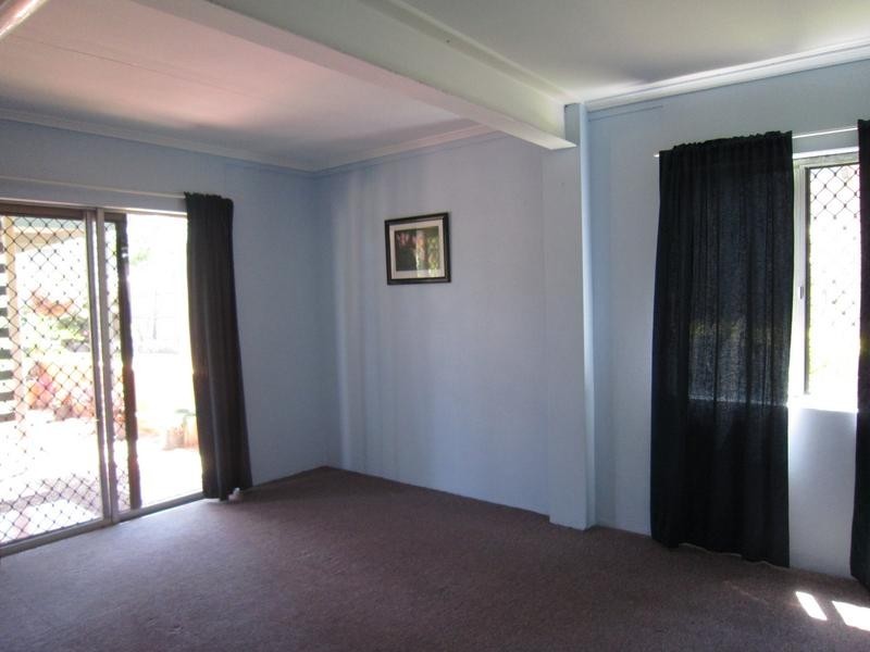 40 Cemetery Road, Eastern Heights QLD 4305