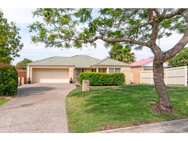 10 Willowtree Drive, Flinders View QLD 4305