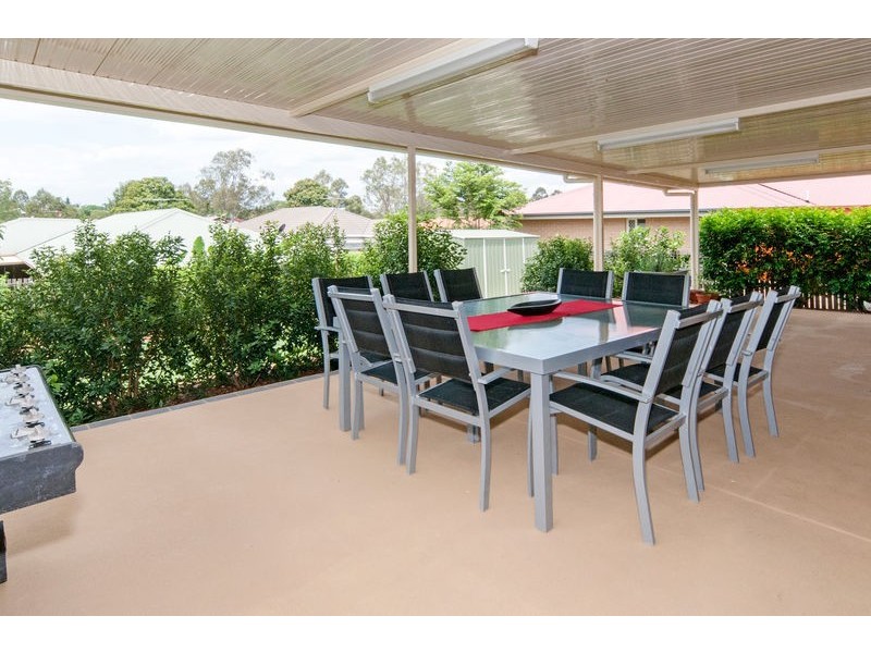 10 Willowtree Drive, Flinders View QLD 4305