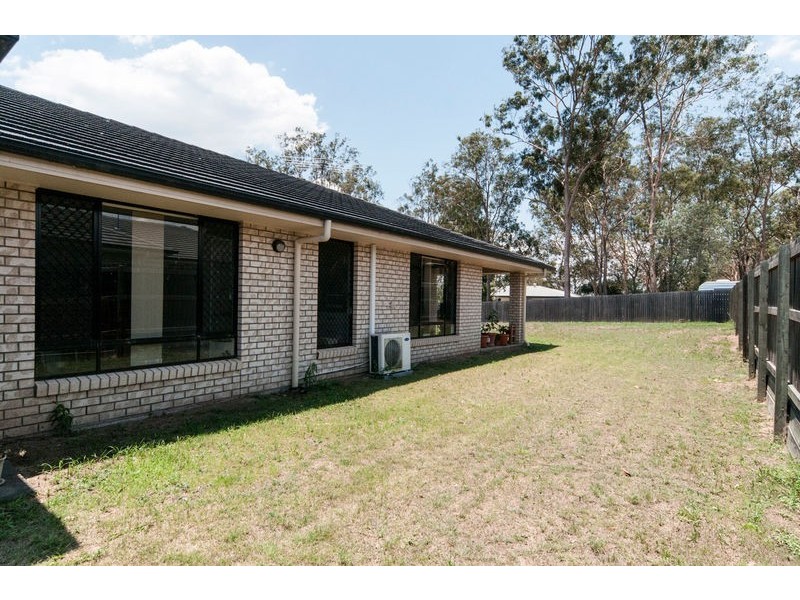 23 Benjamin Court, Yamanto QLD 4305