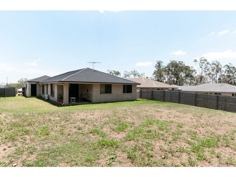 23 Benjamin Court, Yamanto QLD 4305