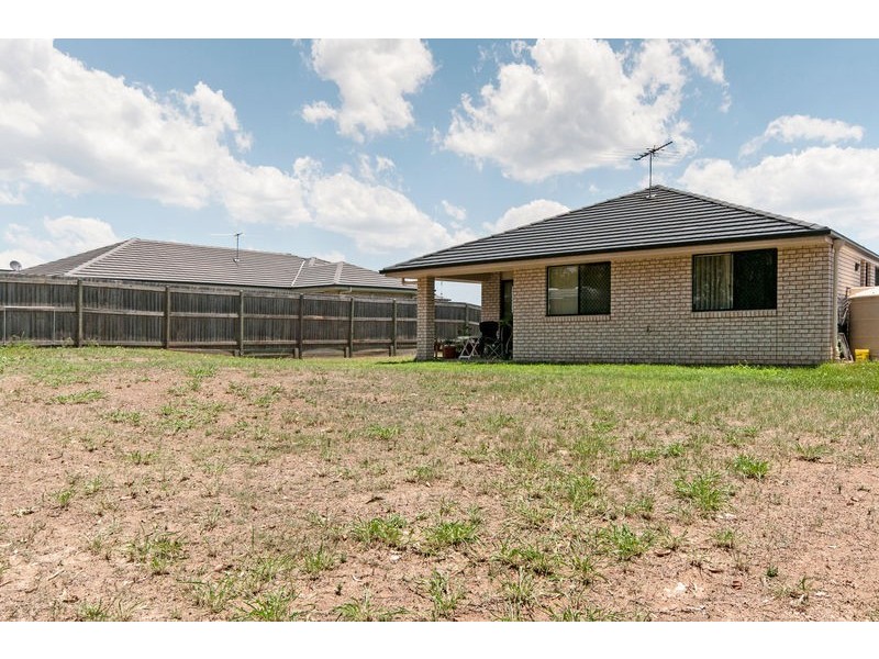 23 Benjamin Court, Yamanto QLD 4305