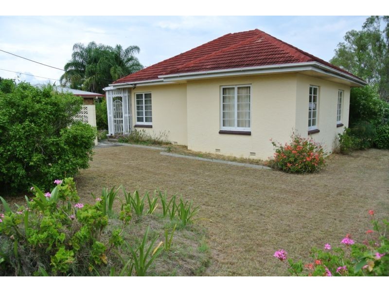 10 Reddy Street, One Mile QLD 4305