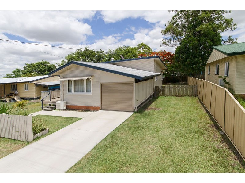 165 South Station Road, Silkstone QLD 4304