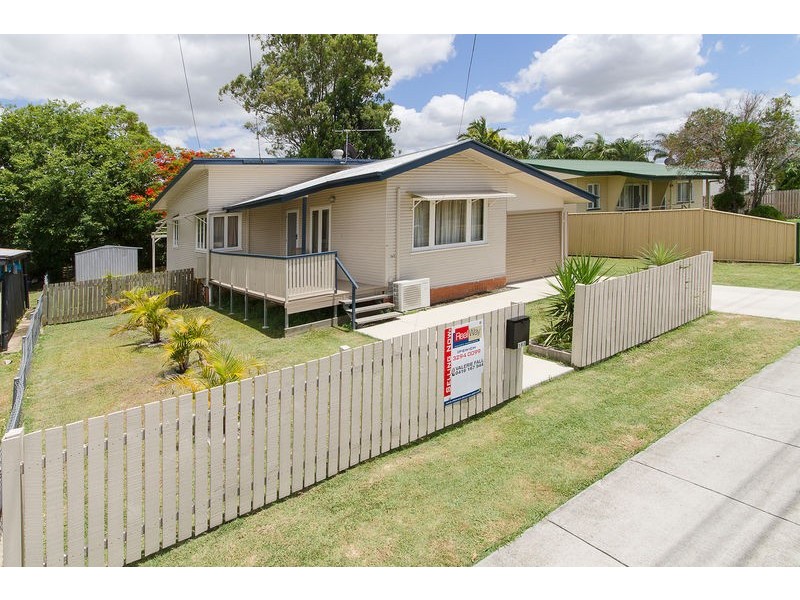 165 South Station Road, Silkstone QLD 4304