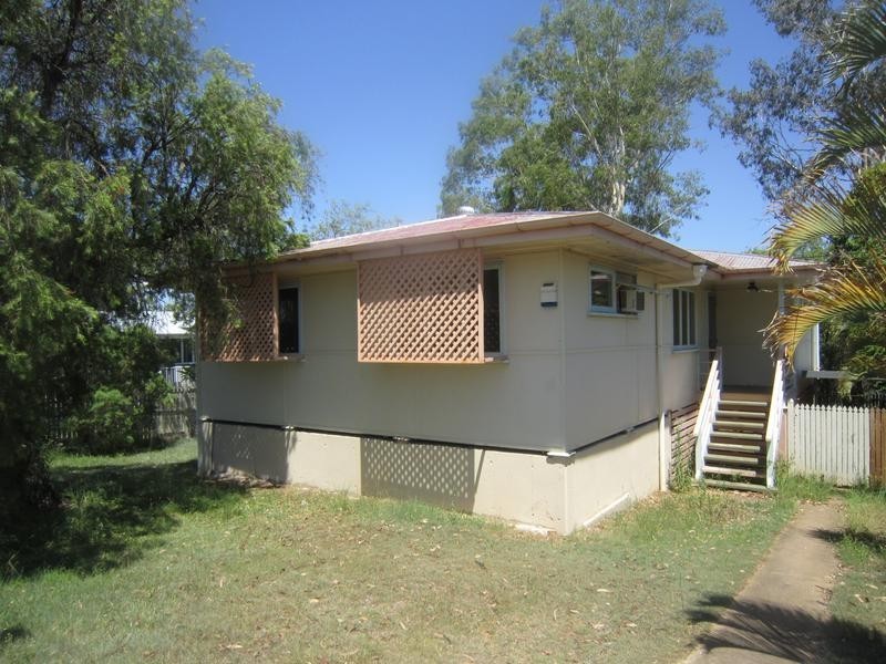 54 Aspinall Street, Leichhardt QLD 4305