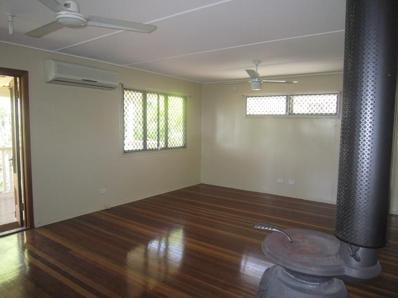 54 Aspinall Street, Leichhardt QLD 4305