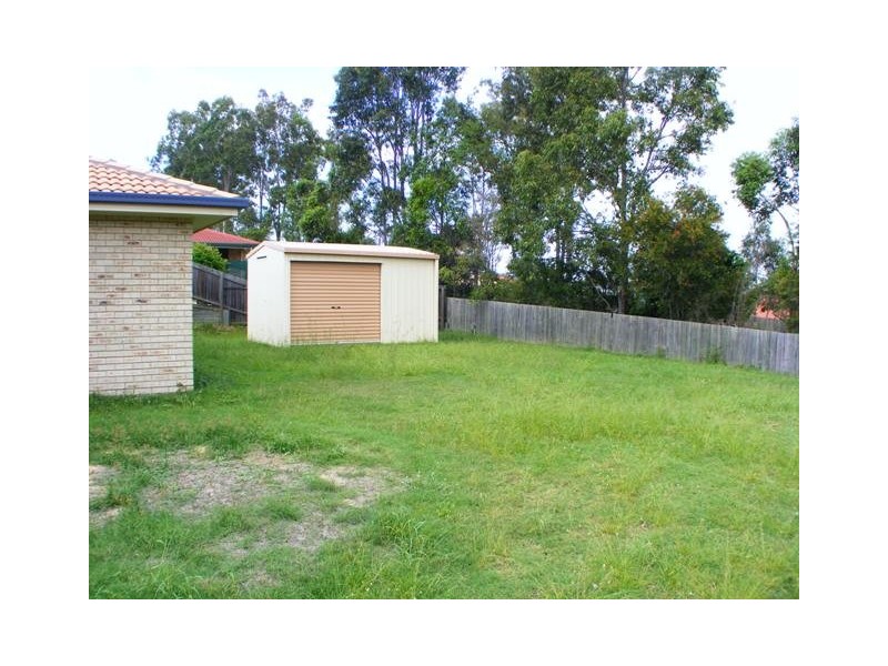 2 Flametree Close, Flinders View QLD 4305