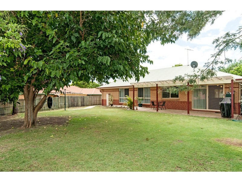 55 Reif Street, Flinders View QLD 4305