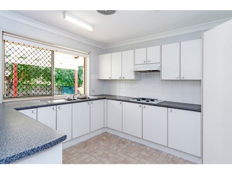 55 Reif Street, Flinders View QLD 4305