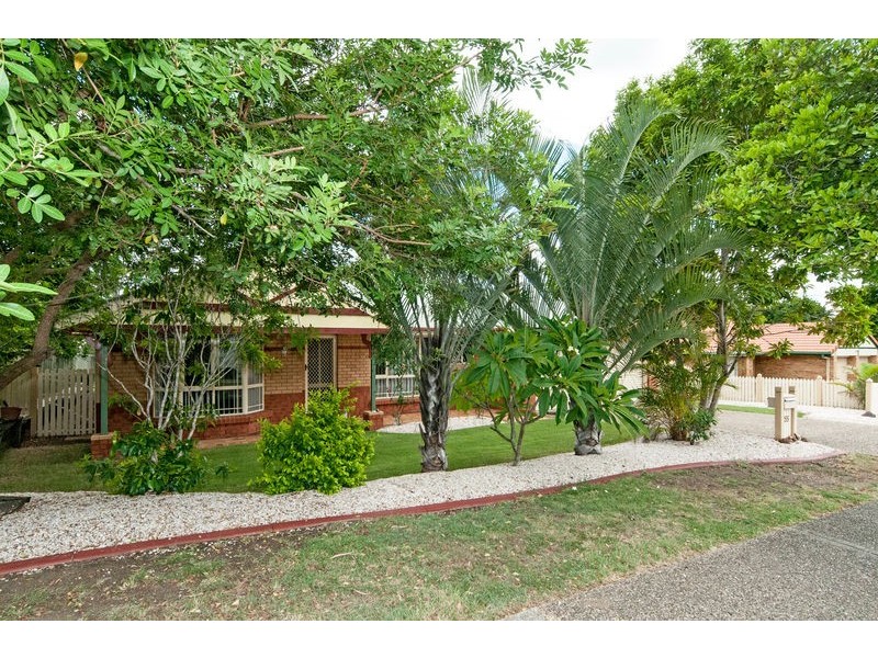 55 Reif Street, Flinders View QLD 4305