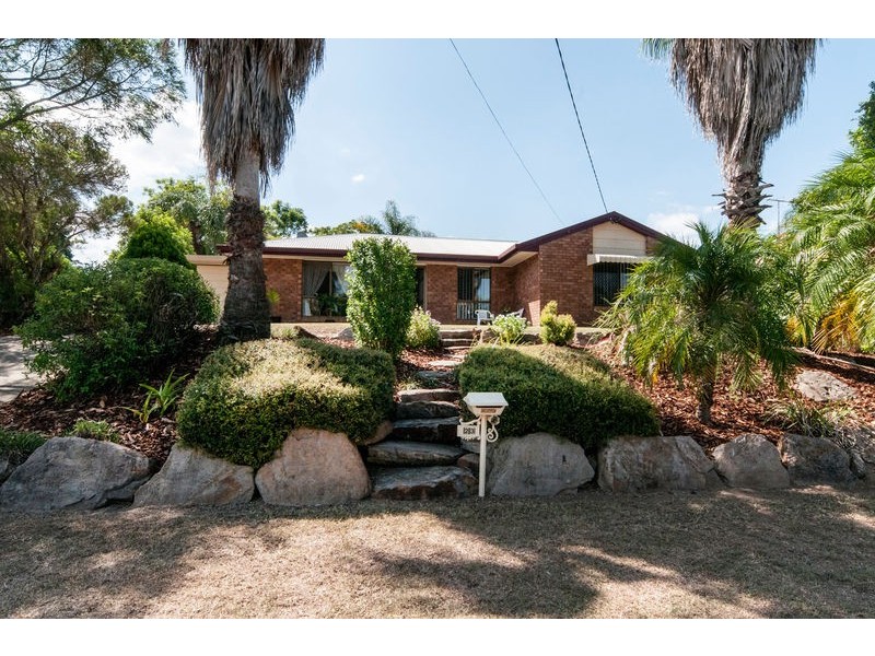 23 Melrose Drive, Flinders View QLD 4305