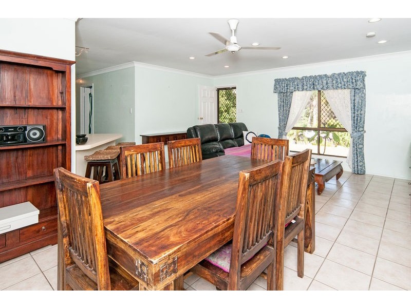 23 Melrose Drive, Flinders View QLD 4305