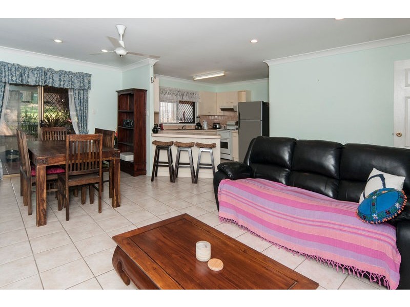 23 Melrose Drive, Flinders View QLD 4305