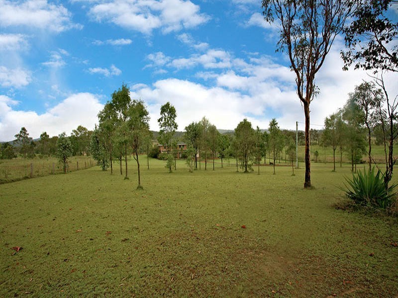 965 Ripley Road, South Ripley QLD 4306