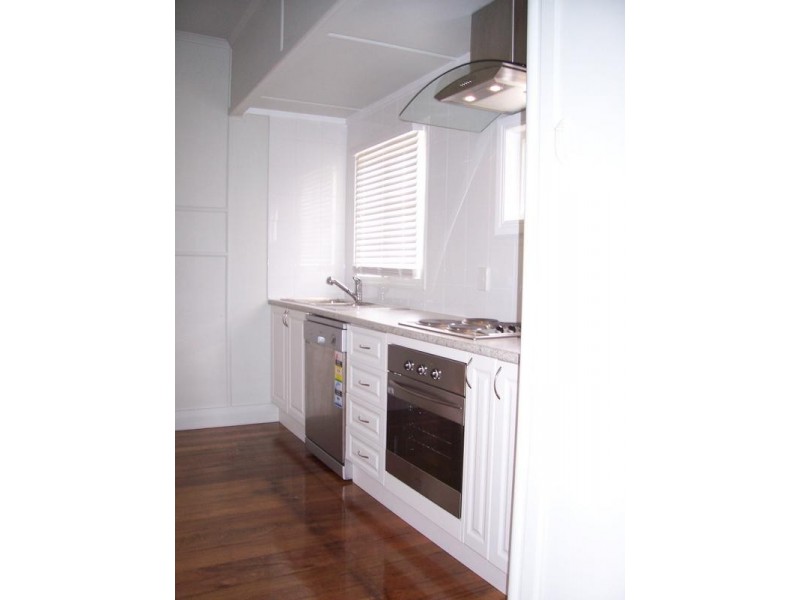 29 Greenham Street, Raceview QLD 4305