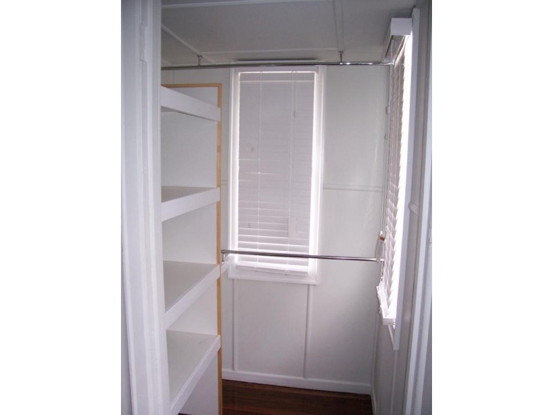 29 Greenham Street, Raceview QLD 4305